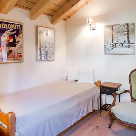 Filaos By Interhome * וורבייה