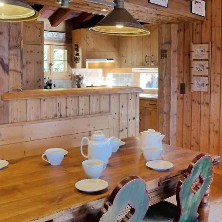 Filaos By Interhome * וורבייה