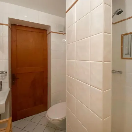 Filaos By Interhome בקתה